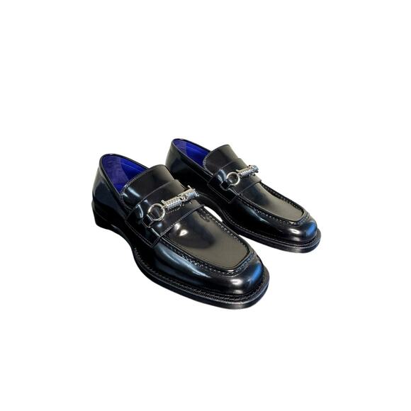 Burberry NIB Barbed Leather Loafers in Black Size 42 main image 4